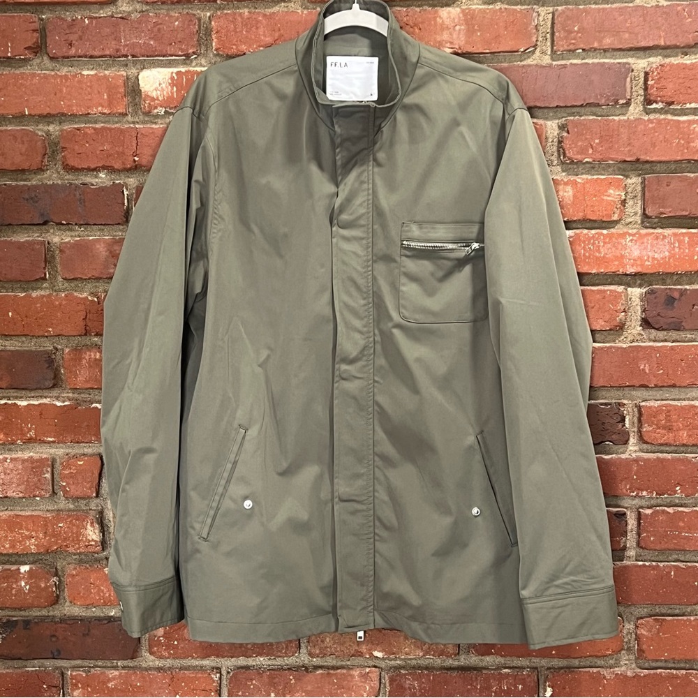 F.F LA Men's Olive green woodstone jacket size large FLAWS NOTED IN LISTING‎